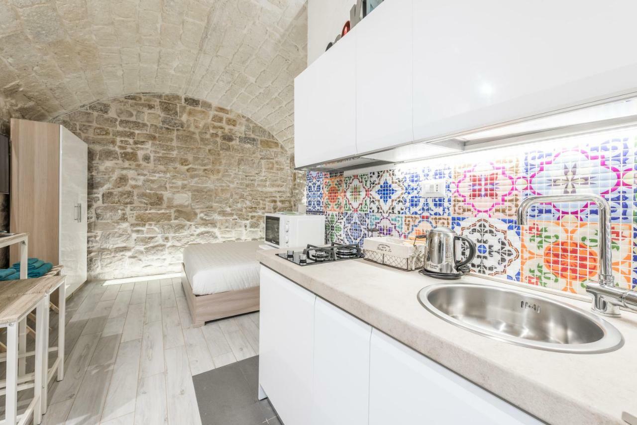 San Nicola Old Town Apartment Casatuabari Exterior photo